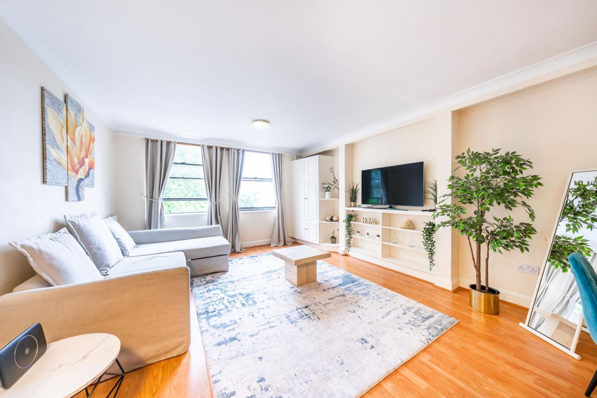 The Queensborough By Hyde Park Apartament