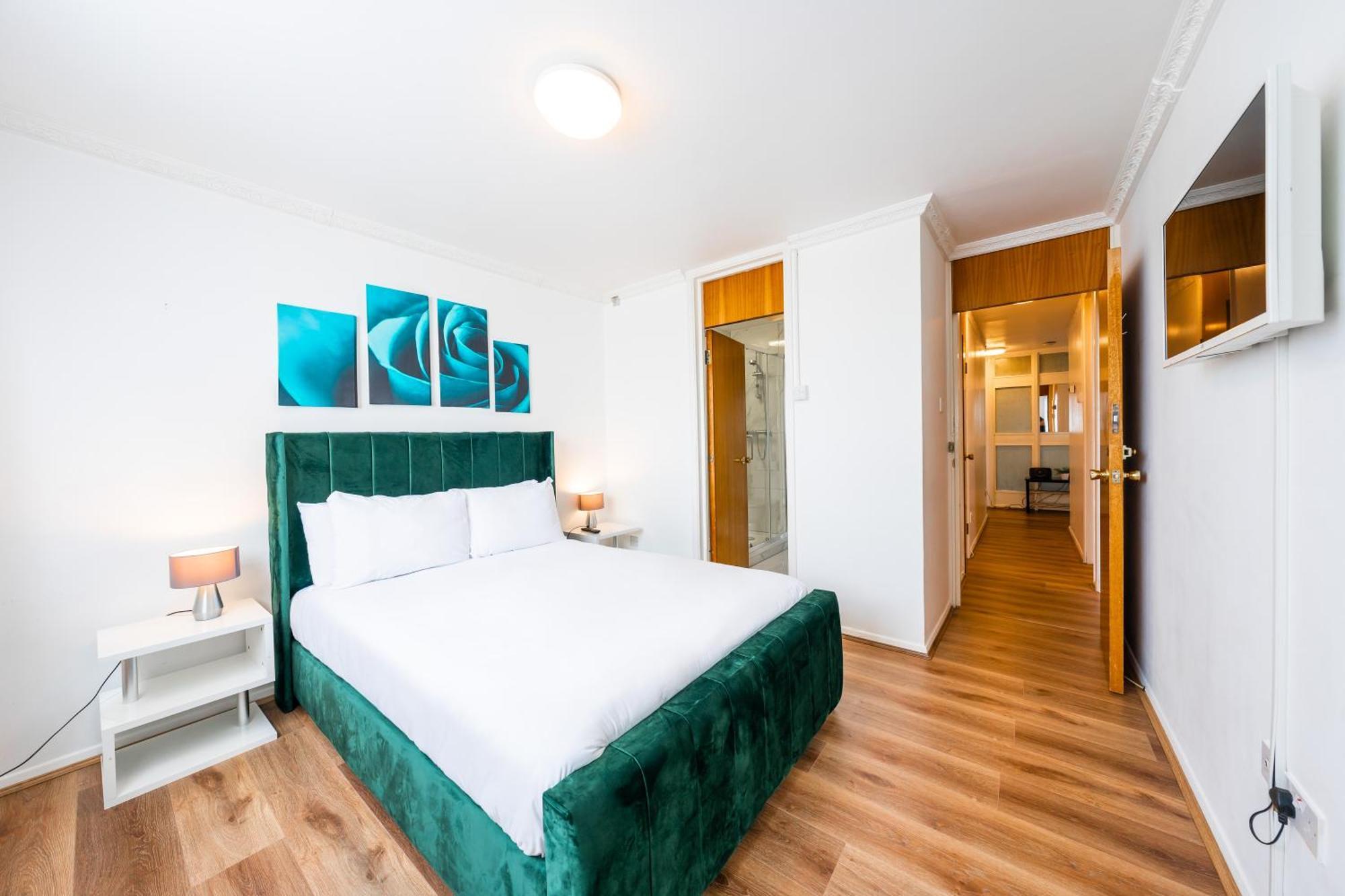 The Queensborough By Hyde Park Apartament